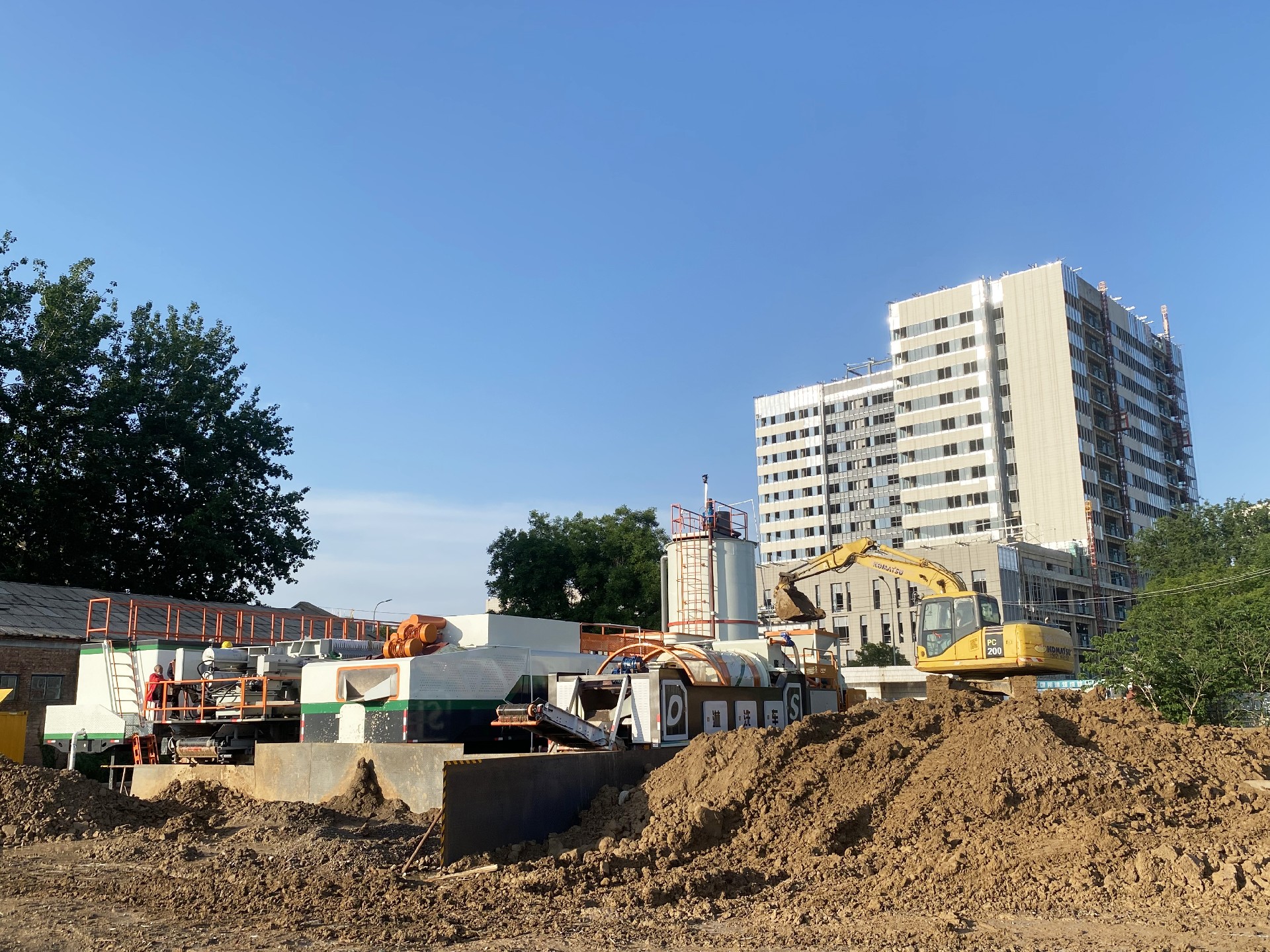 AG贵宾会移动式土壤淋洗设备