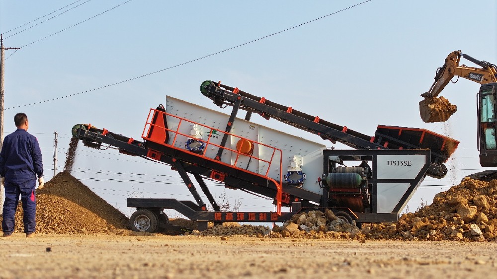 AG贵宾会陈腐垃圾移动筛分设备